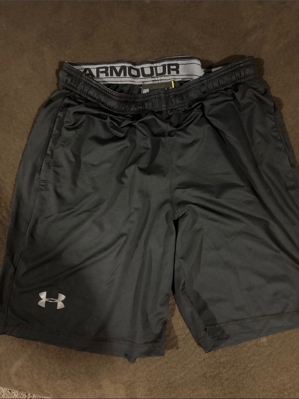 Under Armour Men's Black Athletic Training Shorts with Logo Waistband